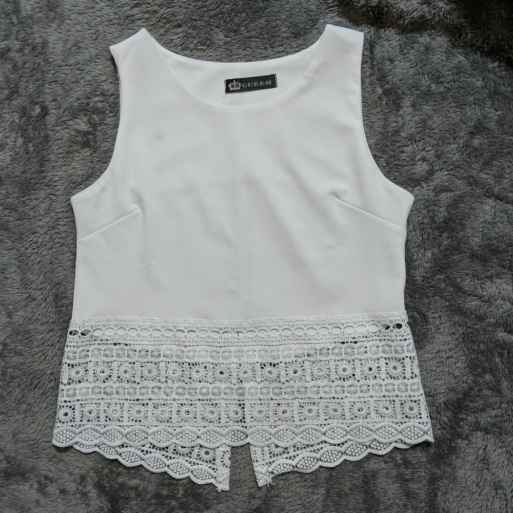 White crop top blouse